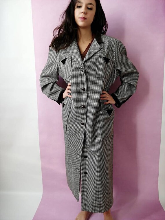 Vintage pied-de-poule coat, 80s woman coat, long … - image 2