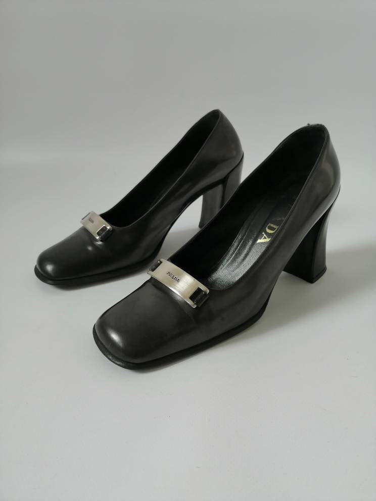 Prada Shoes, 90s High Heel, 90s Prada, Prada Pumps, Black, Leather ...