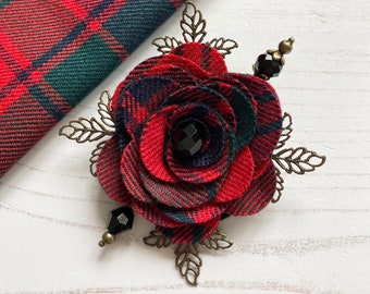 Robertson Red Modern Tartan Brooch with Bronze Leaves and Beaded Detail, Gift for Friend, Tartan Wedding, Tartan Gift, Robertson Clan