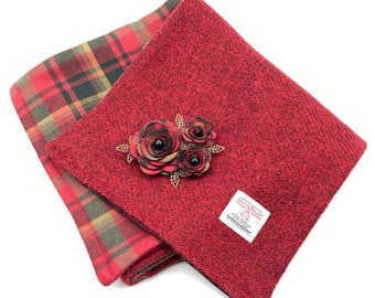 Maple Leaf Tartan Scarf with Red Harris Tweed and Optional Tartan Brooch, Wool Tartan Scarf,  Autumn Scarf, Tartan Gift, Canadian Tartan