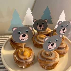 Polar bear cake topper, Boy Winter Baby Shower Decorations, Onederland cupcake topper, Winter Onederland cupcake toppers, Polar Bear Theme
