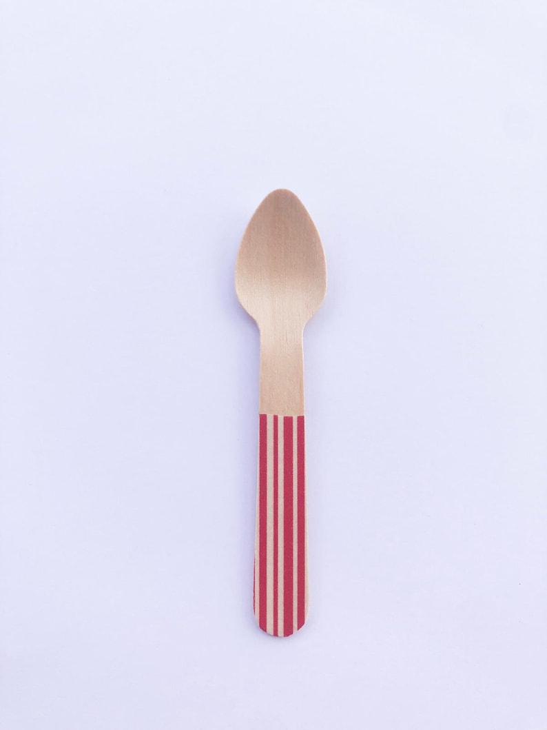 red an white wooden spoon christmas table decoration Christmas cutlery Wooden spoons with red and white stripes christmas wood spoon