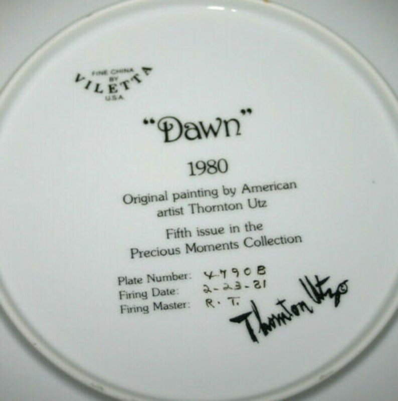 Lt Ed PLATE DAWN Little Girl Bird #5 Precious Moments by Thornton Utz 1980 includes wooden stand /& wire hanger