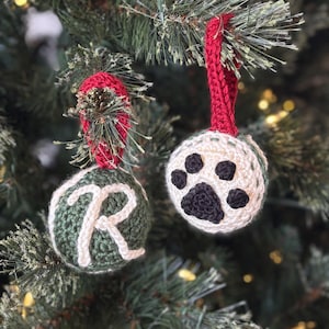Crochet Pattern: Monogrammed Pet Collar Ornament/Paw Print Ornament/DIY Stocking Stuffer for Pet/Pet Lover DIY/Beginner Level