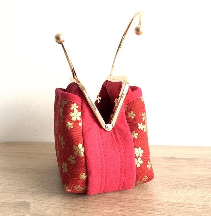 Bag Handles, Frames and Closures - The Sewing Directory