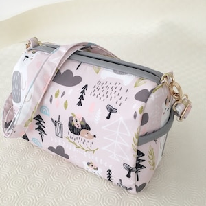 Modèle de sac fourre-tout à plusieurs poches | Patron PDF de sac à bandoulière | Sac bandoulière | Sacoche PDF | Modèle de mini sac | Hérisson | Ours polaire