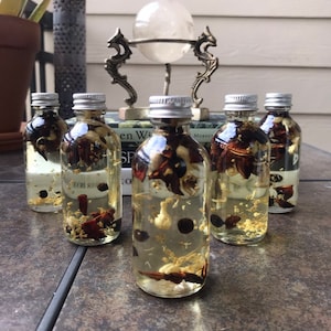 Morte Dark Moon olio - rituale, intenzione, carica, energia, corpo, candela, lunare, pozioni, magia, olio essenziale, infuso, erba, nyx, notte
