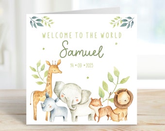 Puede incluir: Una ilustración de acuarela de una jirafa, un elefante, un rinoceronte, un zorro y un león con hojas verdes y el texto "Bienvenido al mundo Samuel 14.09.2023" sobre un fondo blanco.