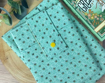 Bumblebees Fabric Book Sleeve, Kindle Sleeve, Handmade Book Cosy, Book Cover, E-Reader Cover, Padded Book Protector, Bookish Gift