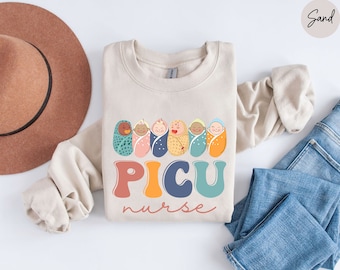 PICU ナース スウェットシャツ、PICU 小児科ナース シャツ、PICU ナース ギフト、ナース感謝ギフト、小児集中治療室、PICU セーター