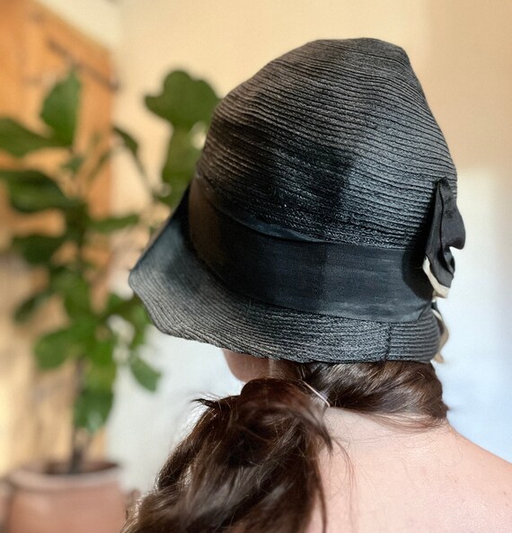 Rare 1920s antique black straw ladies' cloche hat… - image 5