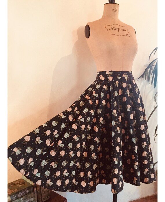 Incredible 1950s quilted cotton fruit print circle