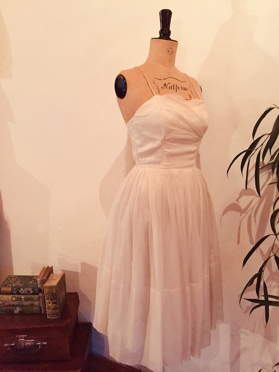 Beautiful ivory ruched silk chiffon 1950s cocktai… - image 3