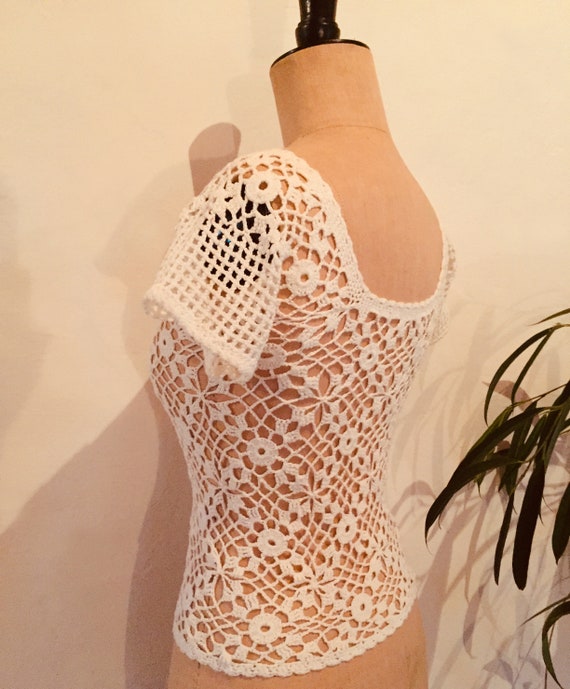 Pretty cream 1960s handmade cotton crochet top RE… - image 3