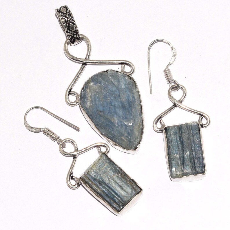 Handmade Sterling Silver and Glass Pendant The Soul of Flight