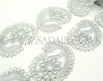 SILVER RHINESTONE PAISLEY trim