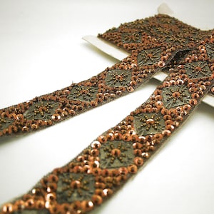 BRAUN SEQUIN BORTE mit Pailletten und Perlenborte