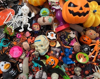 Halloween Mystery Trinket Mix: Figurines, Toys, Collectibles, Beads, Buttons, Ornaments for Crafting