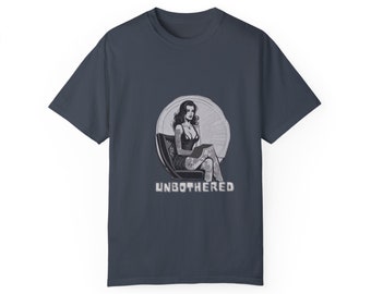 Bookish Nook T-Shirt - 'Hot Girls Read' Feminist Romance, Cozy Reader Tee for Women, Unapologetic Book Club Gift