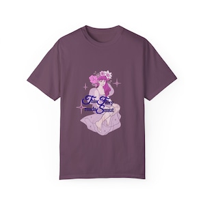 Fae Fantasy T-Shirt - Whimsical Elf & Pixie Design for Bookish Readers, Perfect Cosplay Gift