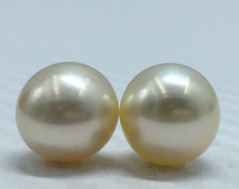 11,25 mm Dimensioni AAA Lustro Perle sciolte Colore crema Forma ovale Perle di perle Perle naturali dei Mari del Sud