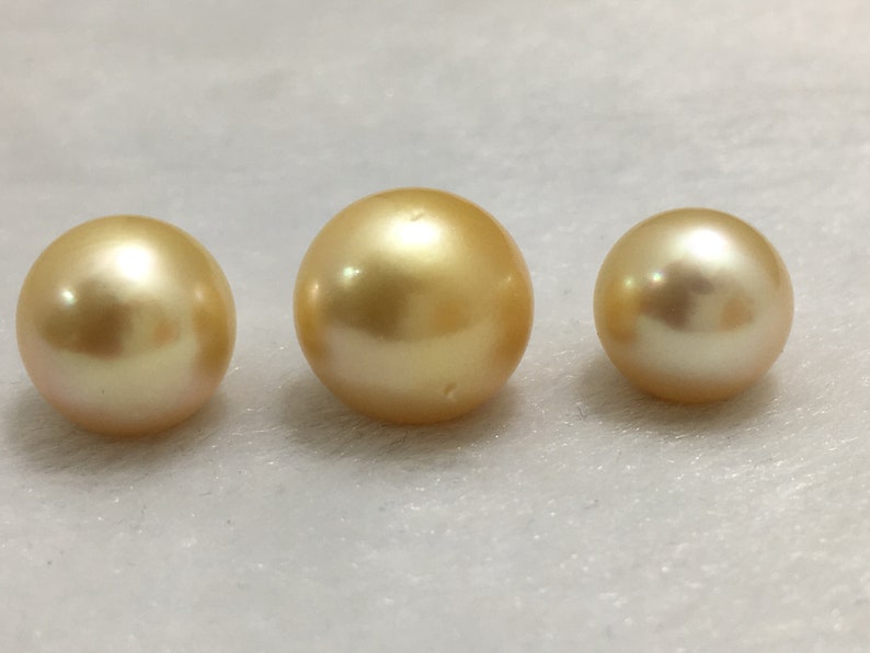 South Sea Loose Pearl Golden Color 11.5-14 mm Size Near Round Shape