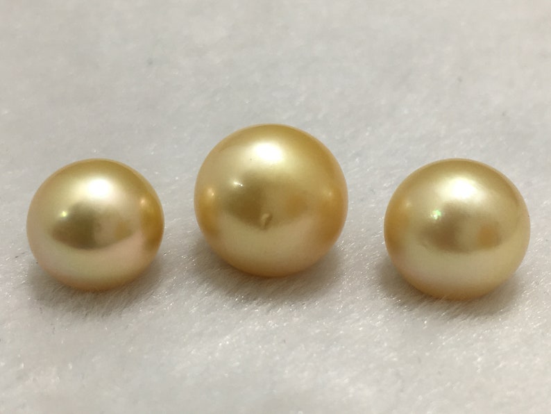 South Sea Loose Pearl Golden Color 11.5-14 mm Size Near Round Shape