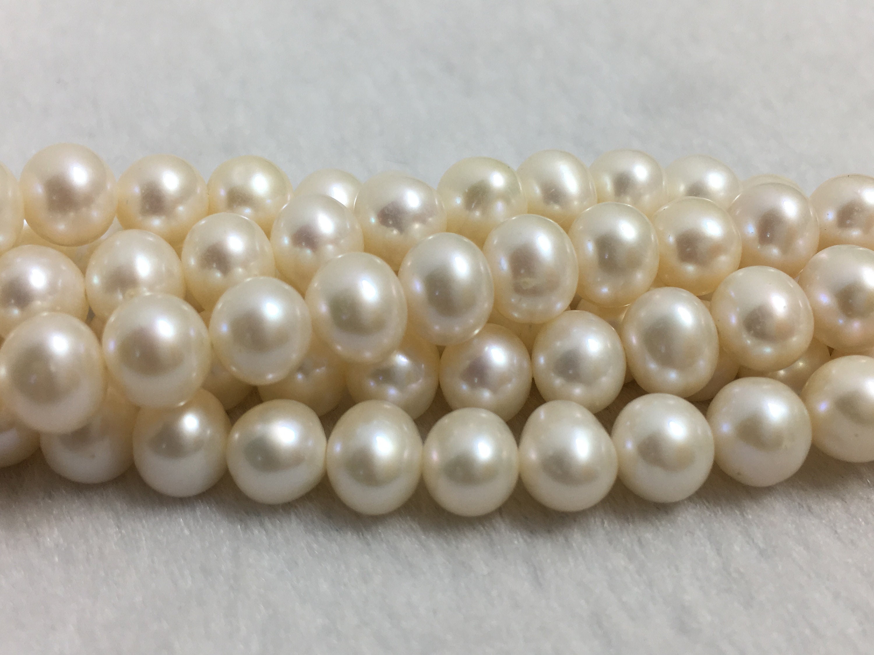 Oval Pearl Beads, 5-6mm Rice Shape, Freshwater Pearl, Natural White Color  Pearls, Genuine Fresh Water Small Pearl, Full Strand, FM400-XS 