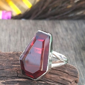 Garnet Ring, Coffin Ring, Handmade Ring, Gemstone Ring, Statement Ring, 925 Silver Ring, Garnet Jewelry, Stone Ring, Women Ring, Gift Her