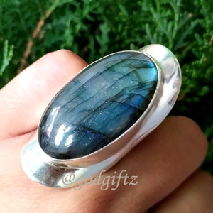 Labradorite Men's Ring | Blue Flash Labradorite Gemstone Ring | Sterling Silver Boho Ring | Statement Cabochon Ring | Handmade Jewelry.