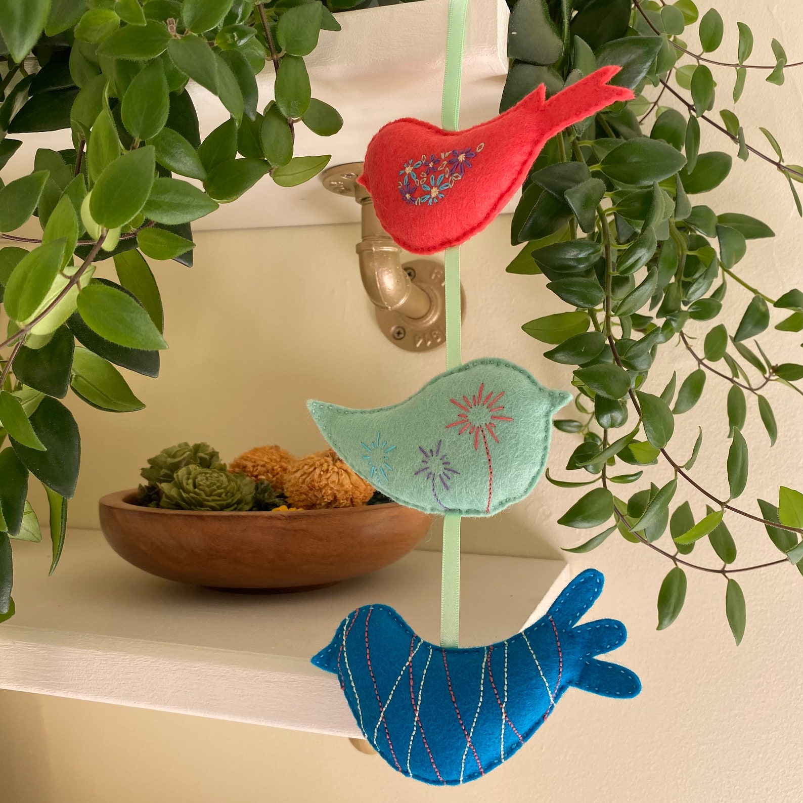 Wool Felt Bird Kit Other Colours Available Makes 3 Birds Etsy