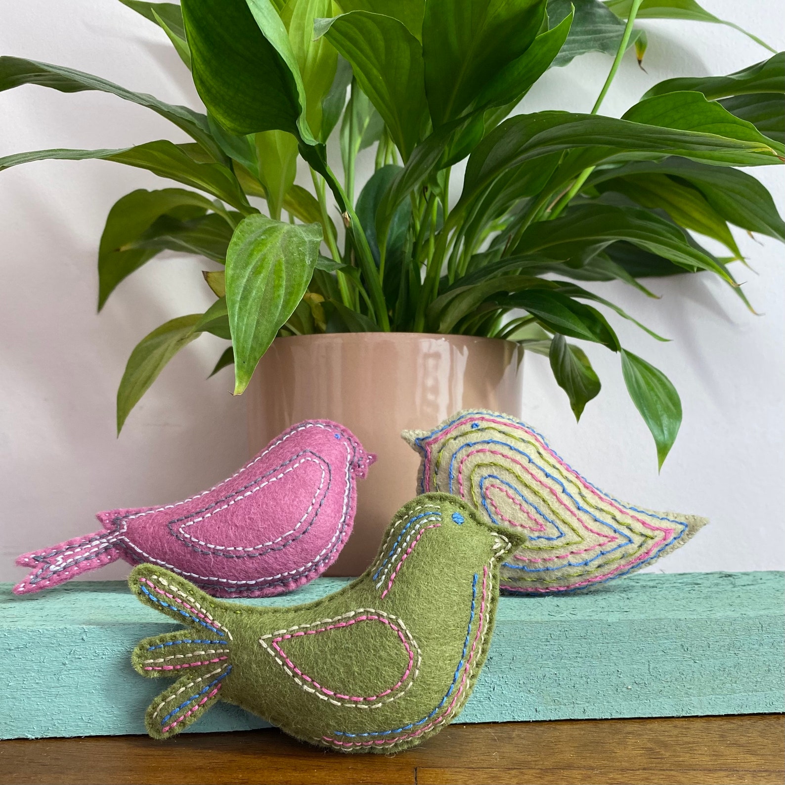 Wool Felt Bird Kit Other Colours Available Makes 3 Birds Etsy