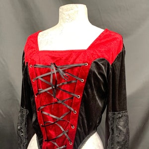 Steampunk Gothic Medival Vampire Raven  vintage red / black corset top with Princess Fiona sleeves Sm