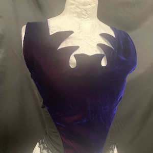 Raven SDL Deadstock Vintage Gothic Vamp Top aus zweifarbigem Samt Gr.m