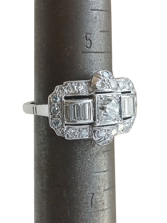 Breathtaking Authentic Art Deco Diamond and Platin