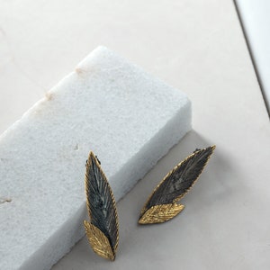 Rhea Olive Leaf Earring image 3