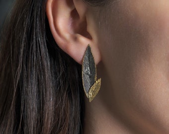 Rhea Olive Leaf Earring