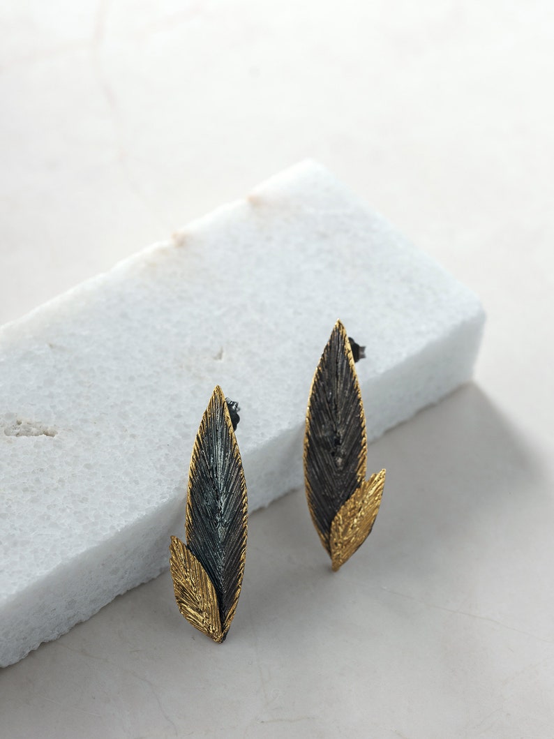 Rhea Olive Leaf Earring image 2