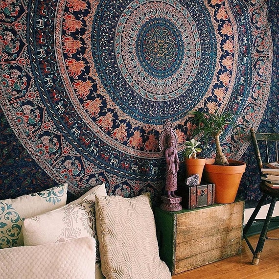 Queen Mandala Tapestries Bohemian Beach Picnic Blanket Hippie Decorative Psychedelic Dorm Decor