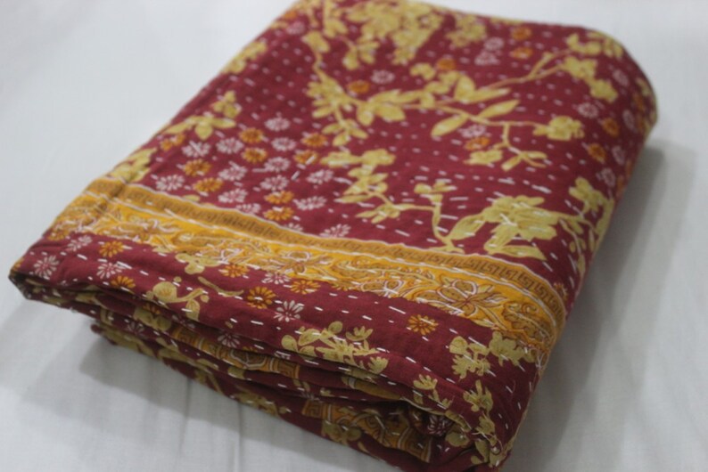 EXPRESS SHIPPING-Indian Vintage Cotton Kantha Quilt Handmade Reversible Blanket Throw Kantha Coverlet VH-777
