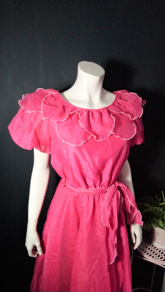 Vintage 1980's Pink Ruffle Party Dress Small 10 Ev