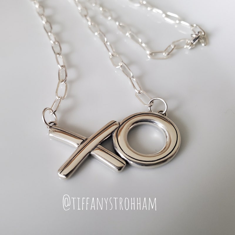 The Weeknd Xo Necklace Sparkling XO Necklace For Women - Love Symbol Pendant Jewelry Special Occasion Women's Jewelry