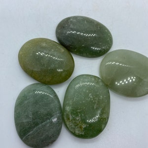 GREEN AVENTURINE - Worry Stone Natural Stone Hand Carved Gemstone Worry Stone
