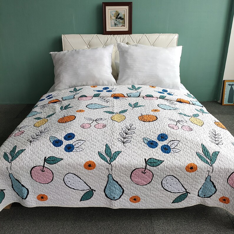 Luxury Quilted 100 Cotton Coverlet / Bedspread Quilt for King Single