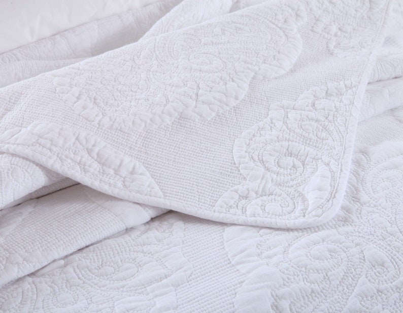 Luxury Quilted 100 Cotton Coverlet / Bedspread Set Embroidery Etsy