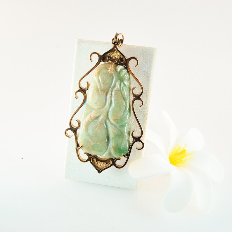 Large Jade Pendant Green Jade 14k Gold Lucky Carved Gourd Estate Jewelry Mothers Day Gift image 3