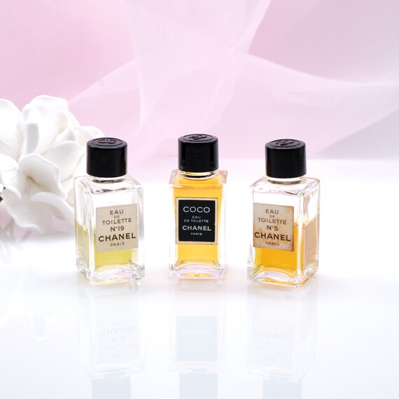 Image de miniature  Chanel perfume bottle, Coco chanel, Perfume