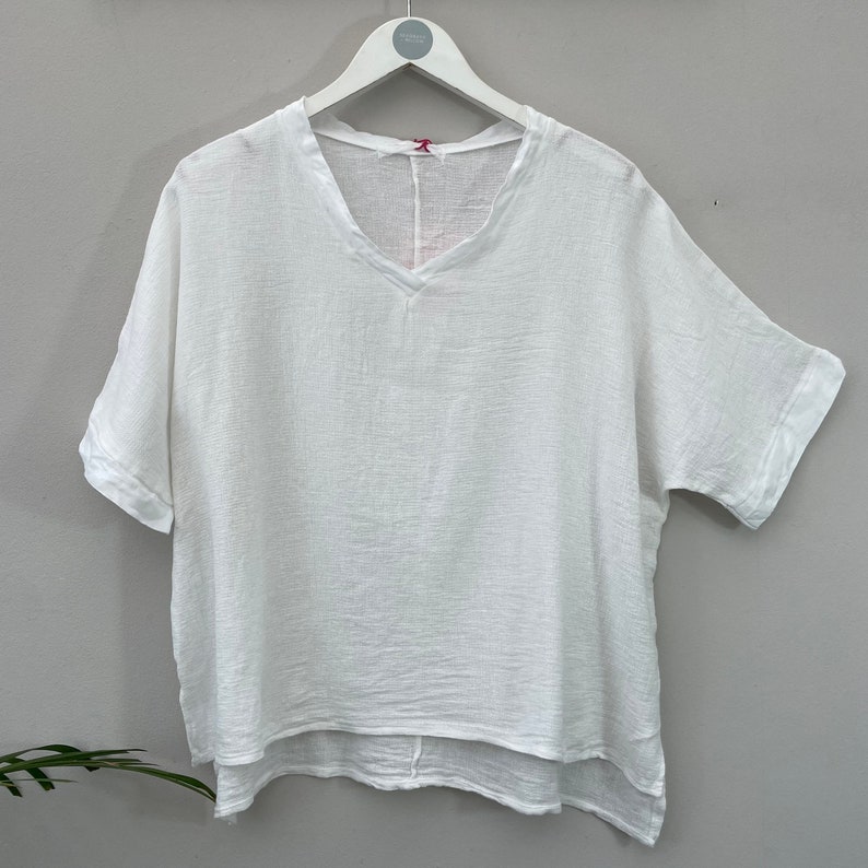 The Gaby Top. Summer Clothing. Linen Clothing. White