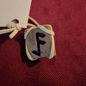 Alu Protection Bind-Rune Pendant