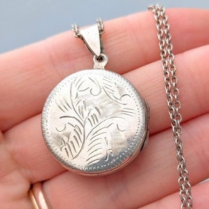 Floral Vintage Solid Silver Locket + Chain | Sterling Silver Antique Engraved Locket | Vintage Round Photo Locket & Silver Chain |